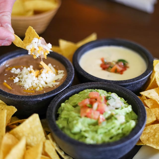 Trio Dip.